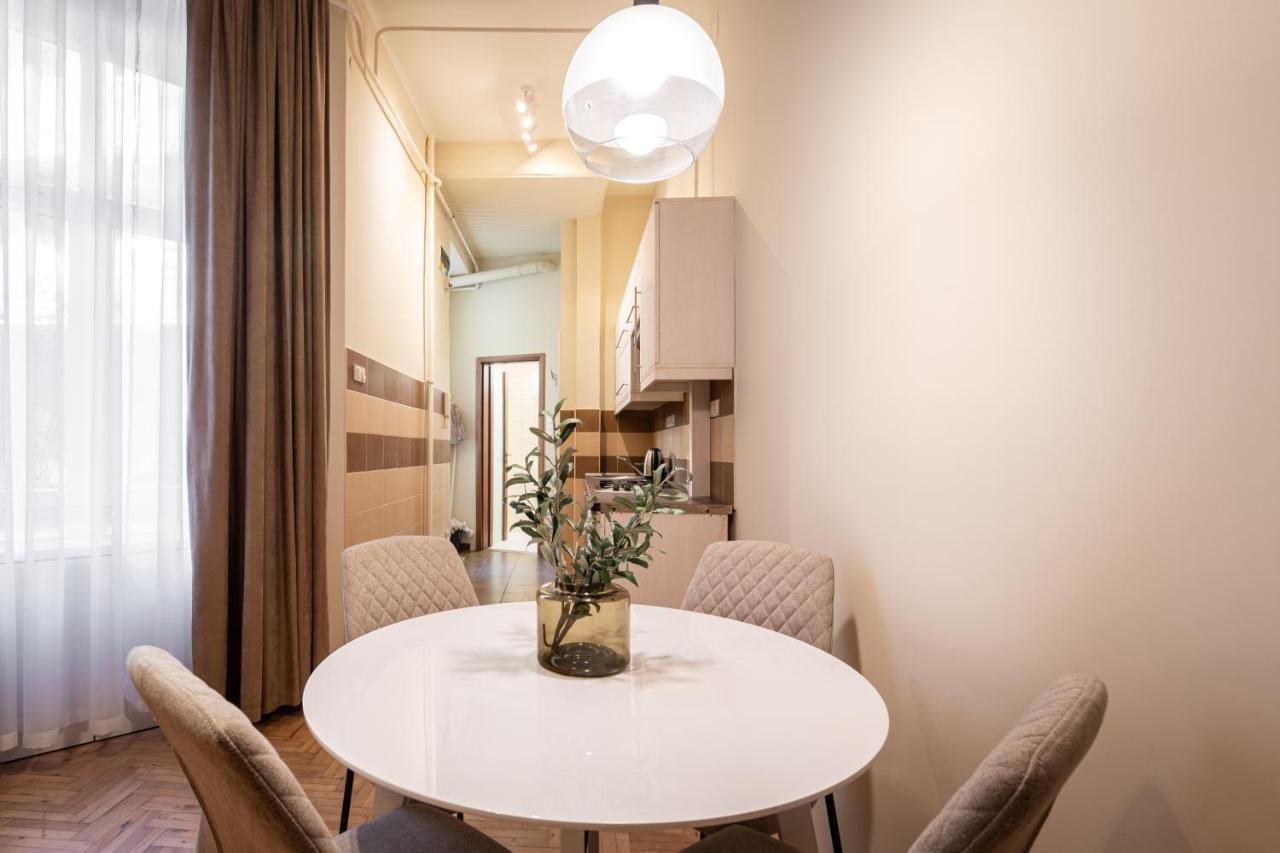 K7 - Boutique Apartments, Best Location. By Bqa Budapest Eksteriør billede